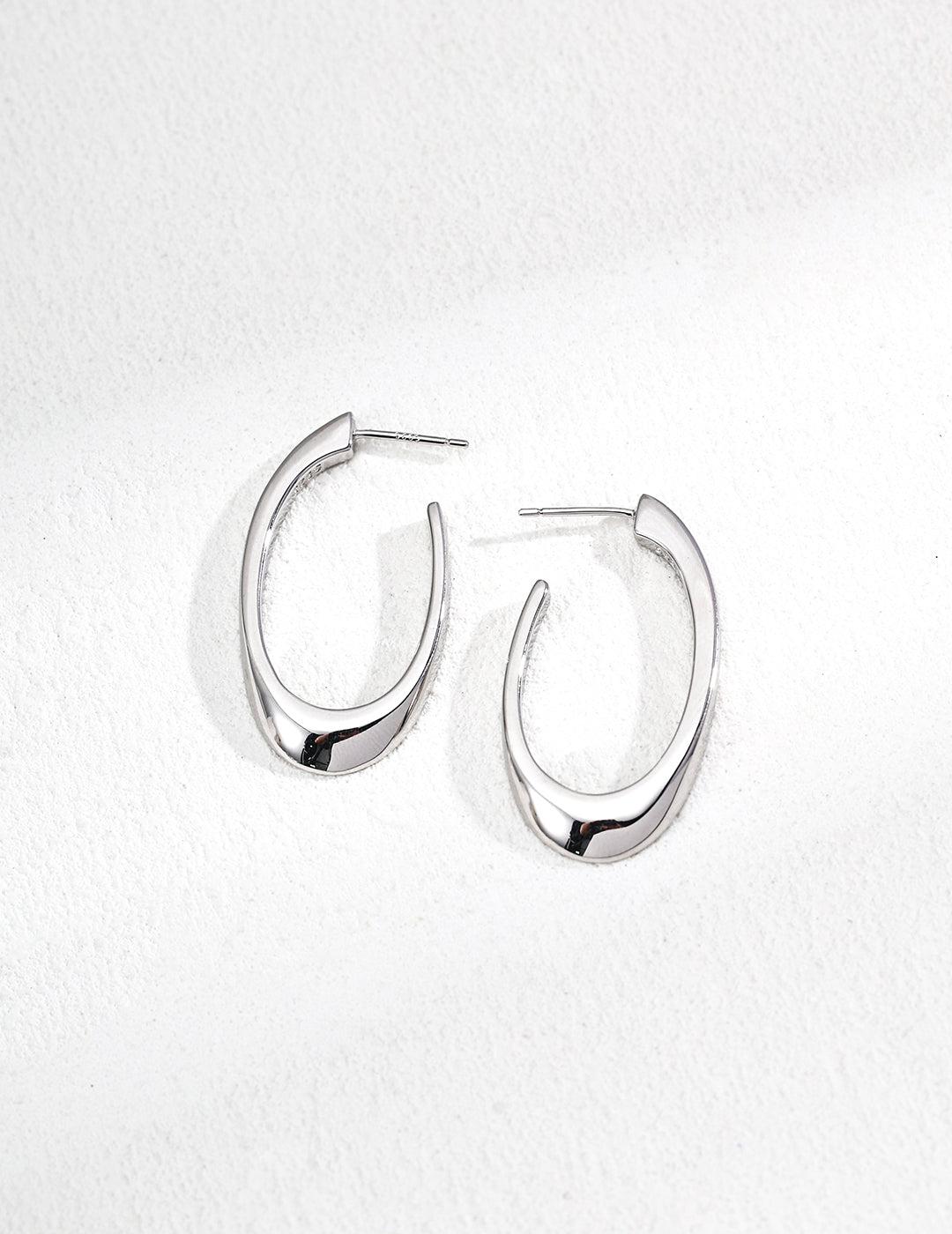 High-polished minimalist oval hoop earrings in premium sterling silver